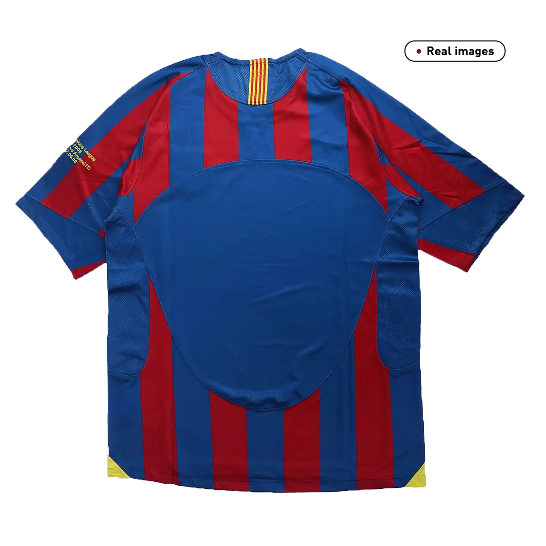 Vintage Soccer Jersey Barcelona Home 2005/06 - UCL Final - Image 3