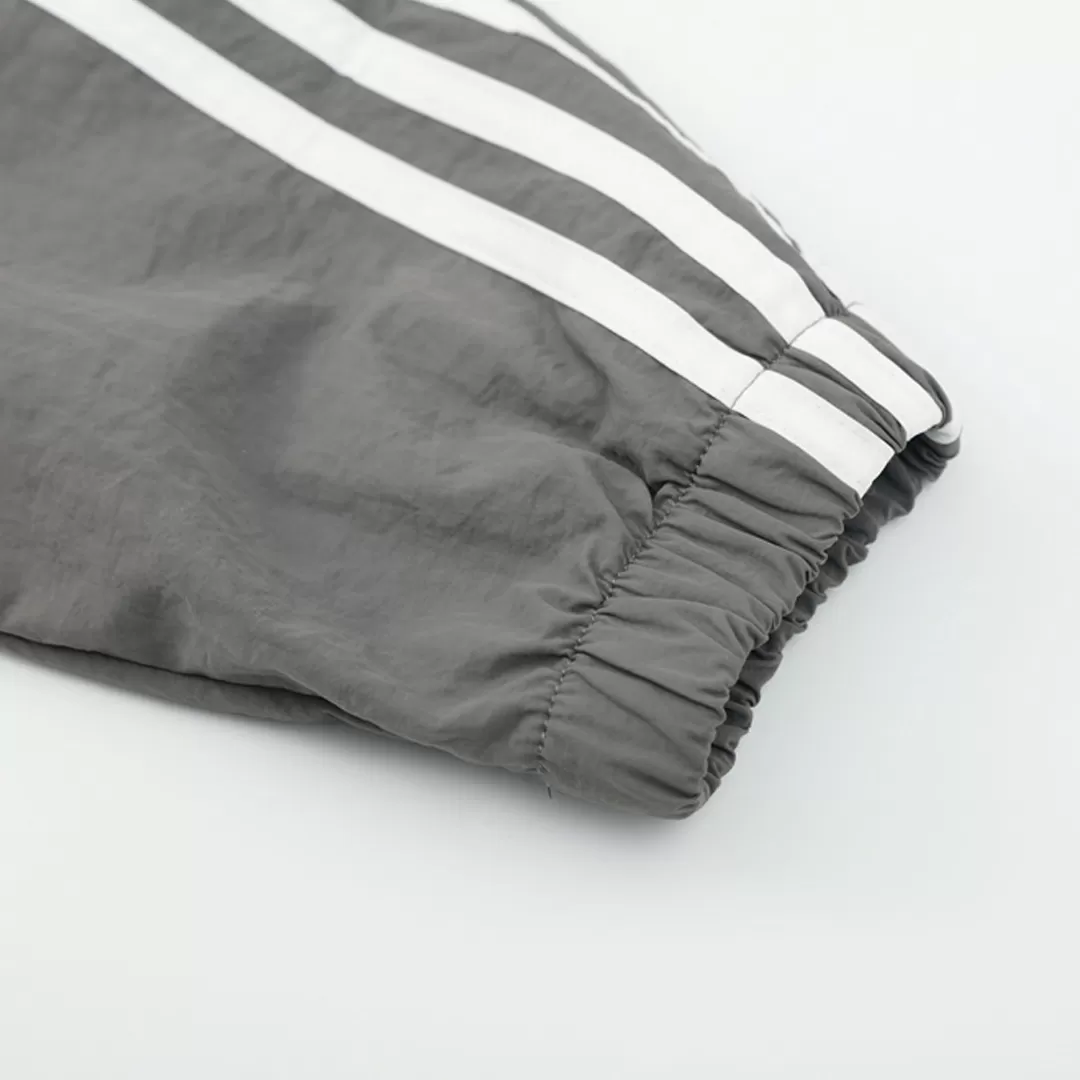 Real Madrid Windbreaker Jacket 2025/26 - Gray - Image 7