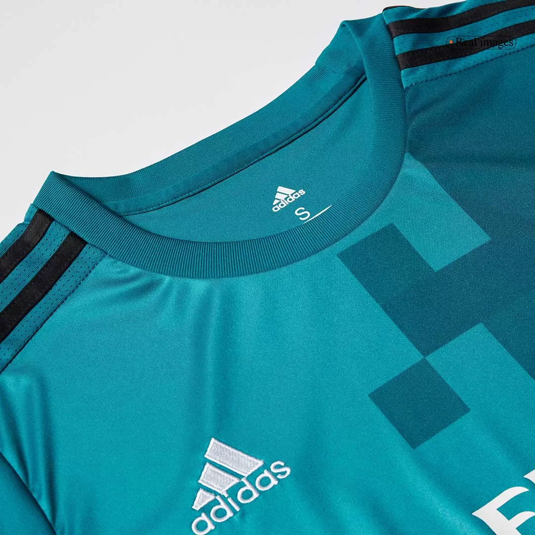 Vintage Soccer Jersey Real Madrid Third Away 2017/18 - Image 6