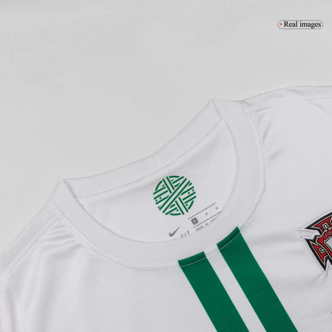 Retro Soccer Jersey Portugal Away Long Sleeve 2012 - Image 5