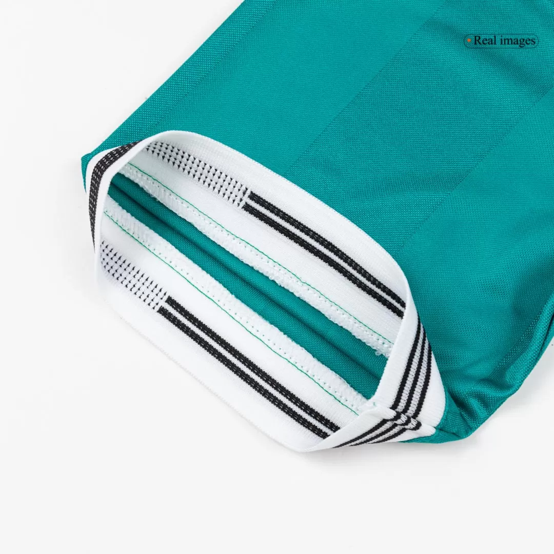 Liverpool Third Away Authentic Soccer Jersey 2025/26 - Image 9