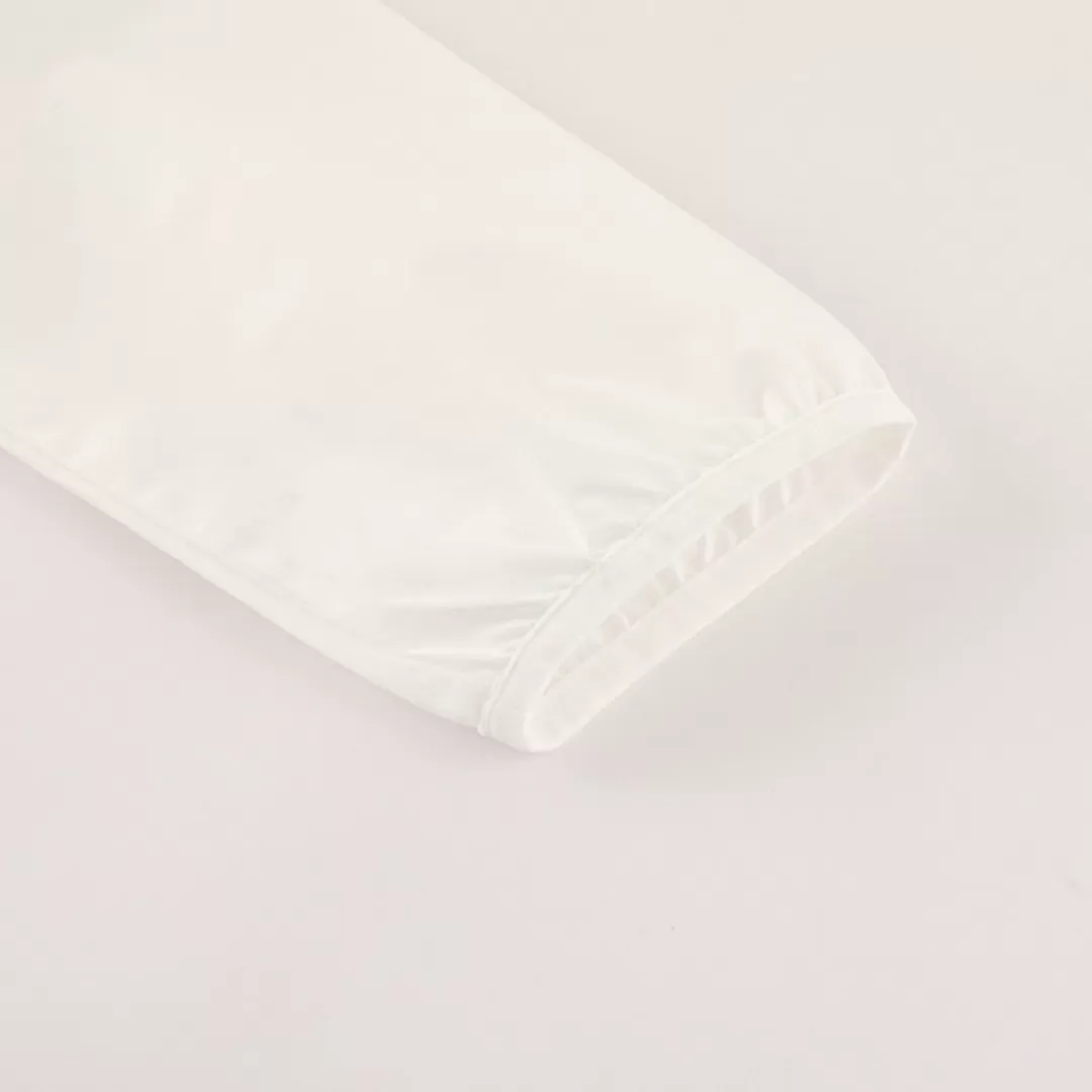 Manchester United Windbreaker Jacket 2025/26 - White - Image 6