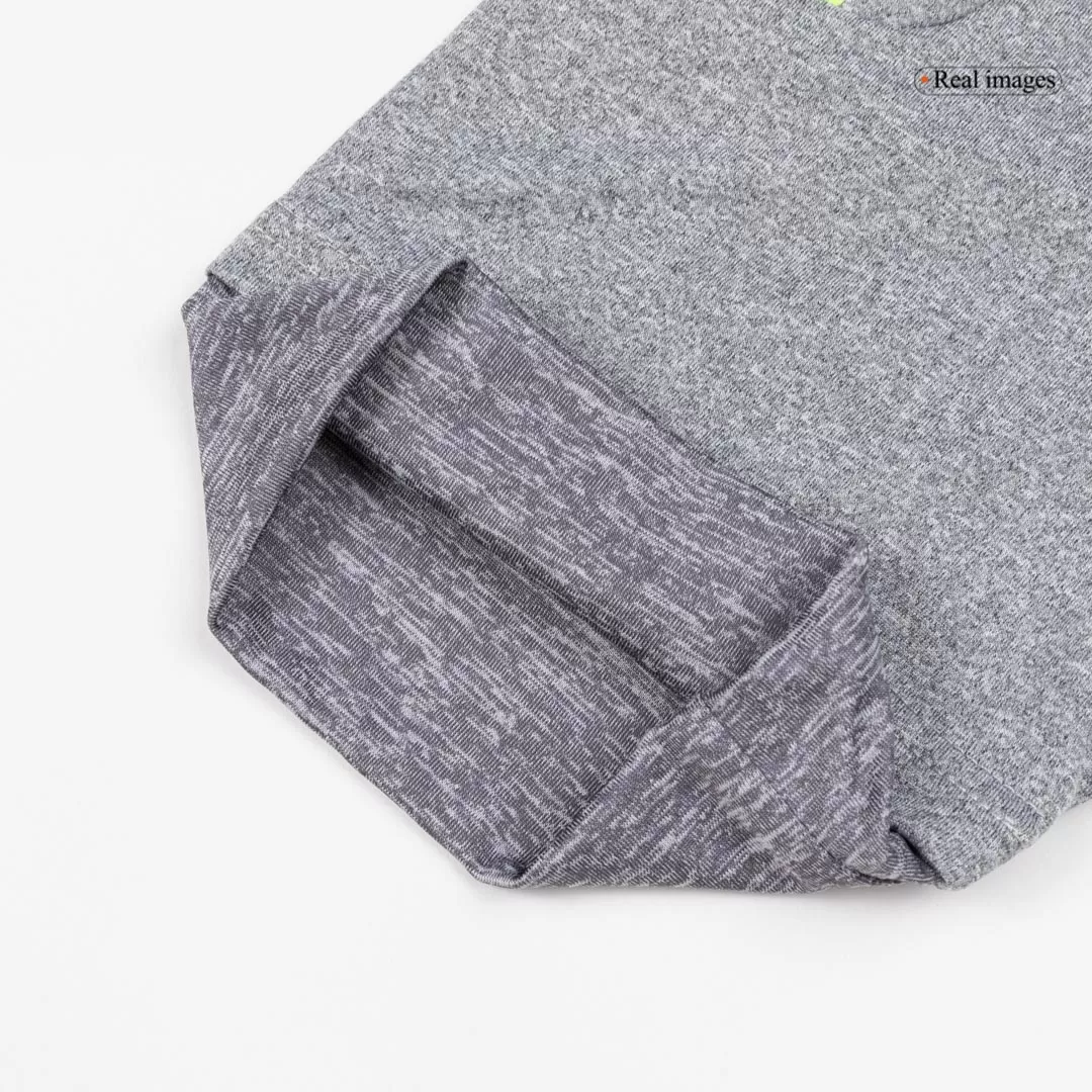 Retro Soccer Jersey Real Madrid Away 2015/16 - Image 8