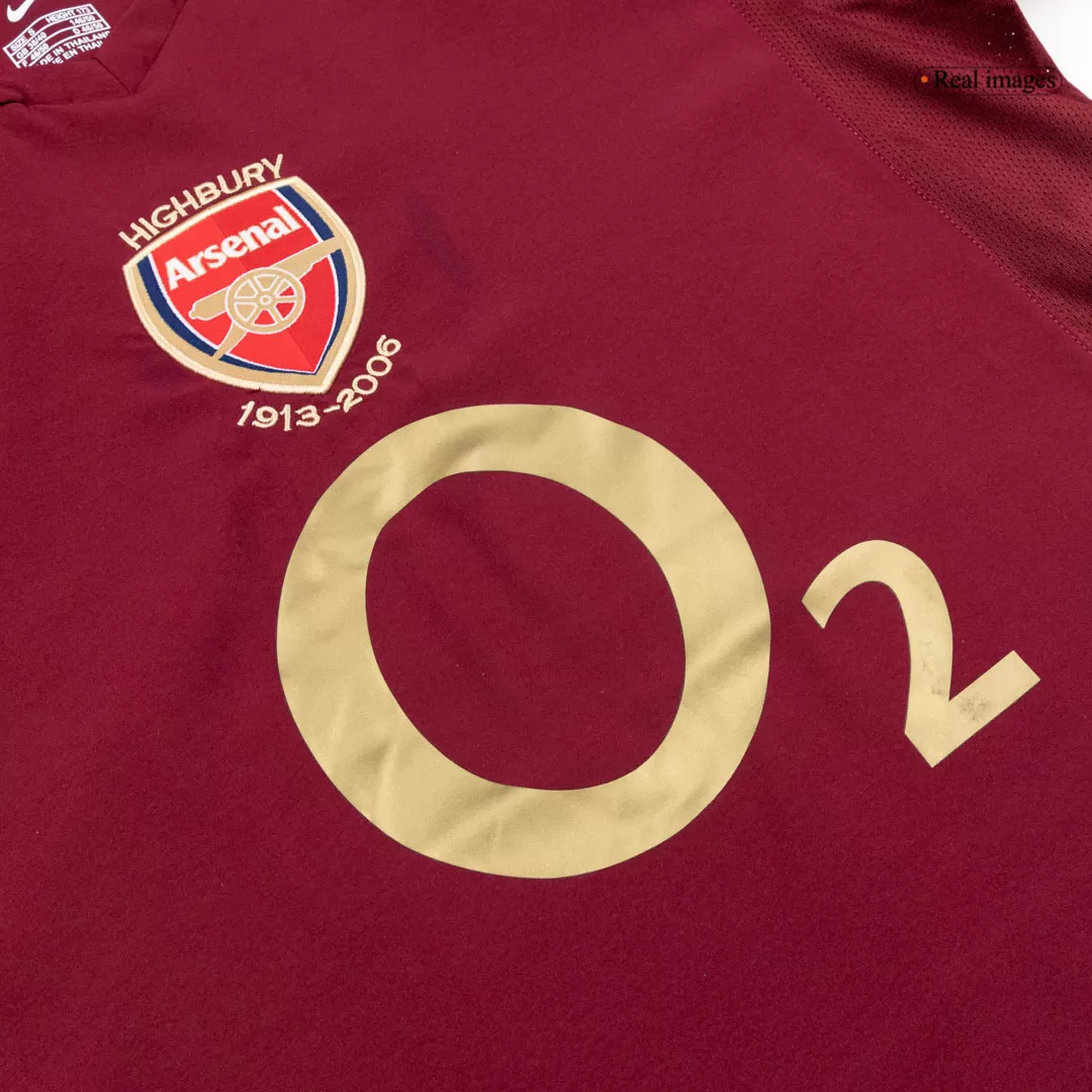 Retro Soccer Jersey Arsenal Home Long Sleeve 2005/06 - Image 6