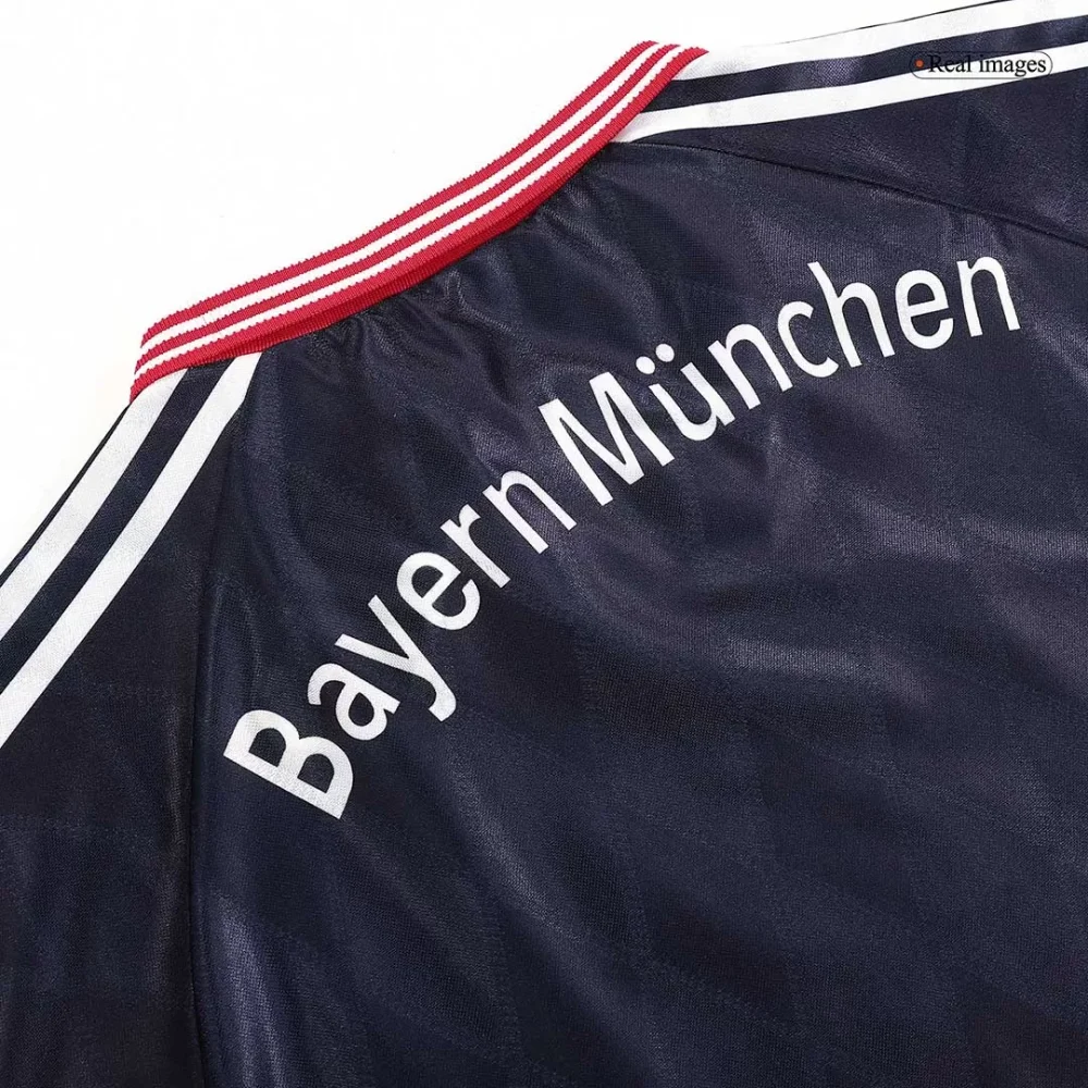 Vintage Soccer Jersey Bayern Munich Home 1997/99 - Image 9