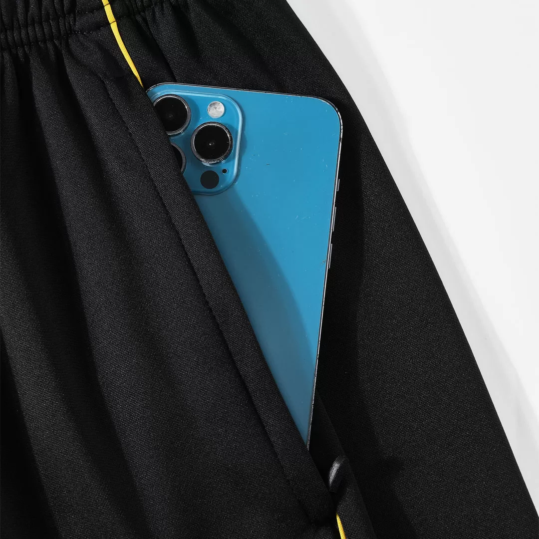 Real Madrid 1/4 Zip Tracksuit 2025/26 Kids Black - Image 19