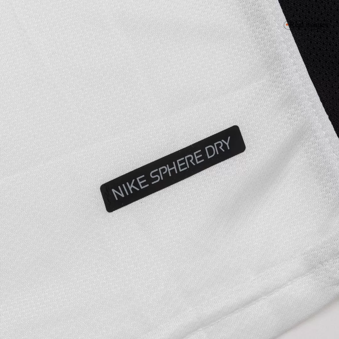 Retro Soccer Jersey Manchester United Away 2006/07 - Image 8