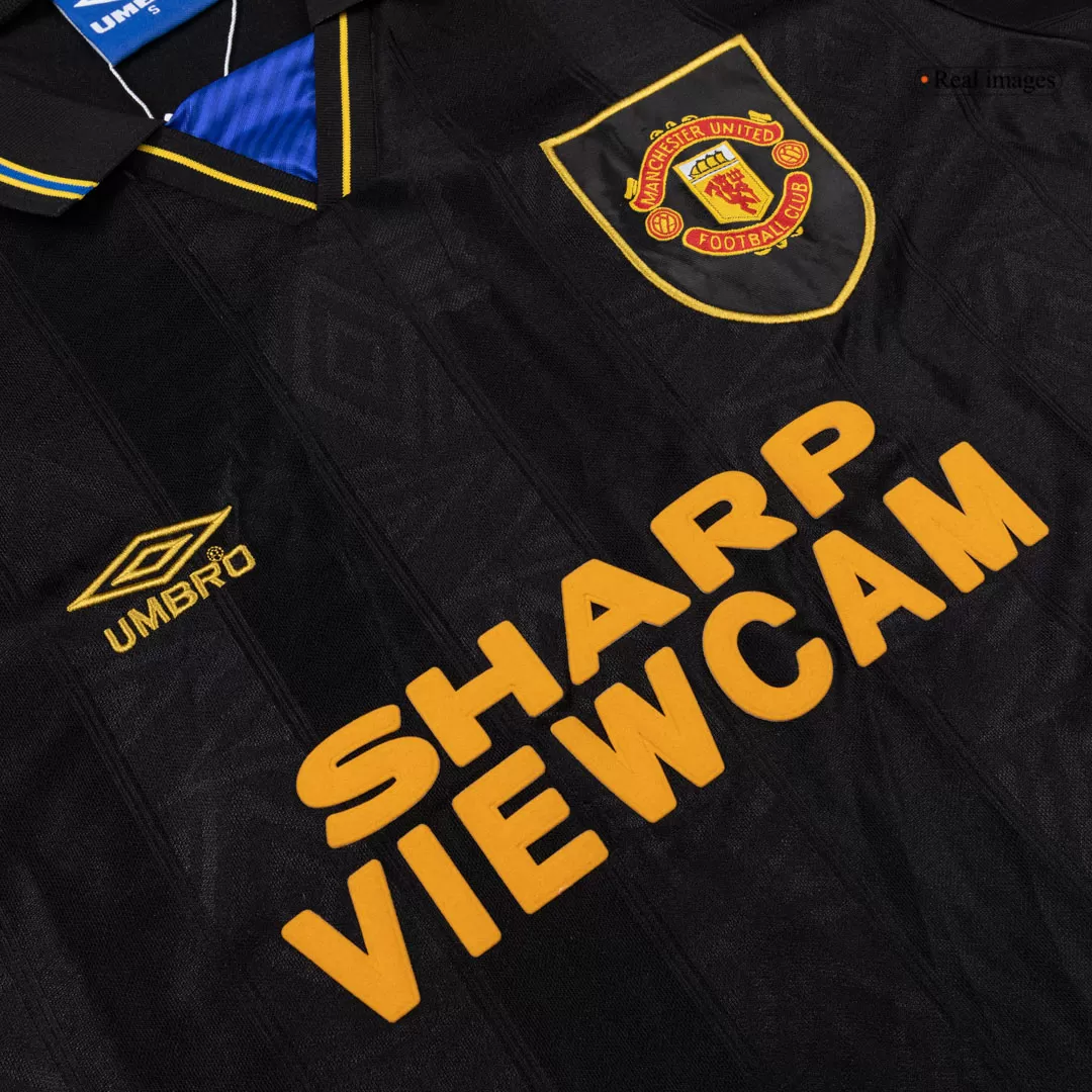 Retro Soccer Jersey Manchester United Away 1993/94 - Image 8