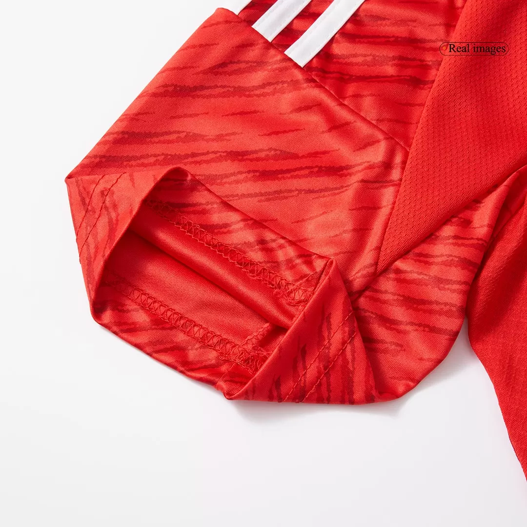 Nottingham Forest Home Soccer Jersey - Image 11