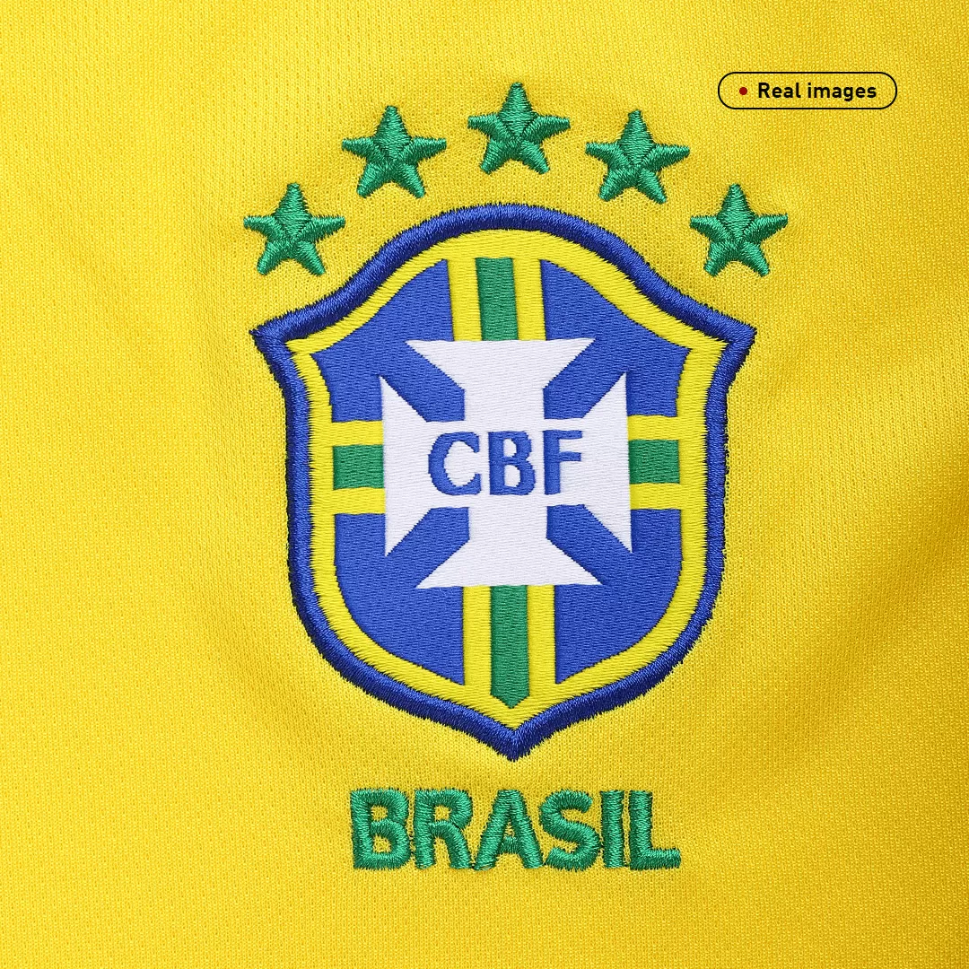 Vintage Soccer Jersey Brazil Home 2004 - Image 3