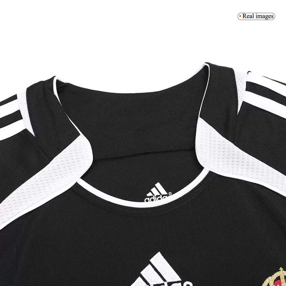 Vintage Soccer Jersey Real Madrid Away 2006/07 - Image 4