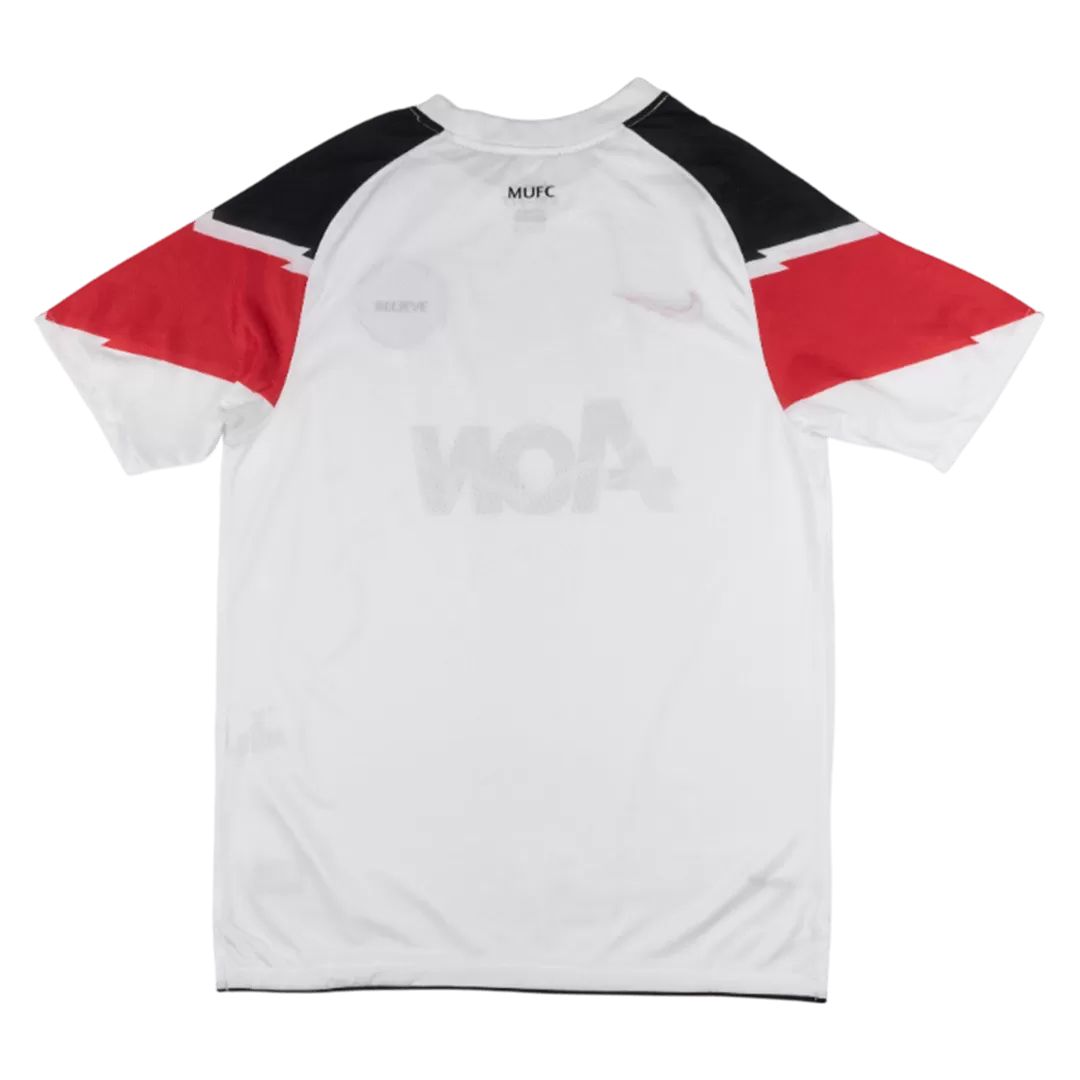 Retro Soccer Jersey Manchester United Away 2010/11 - Image 2