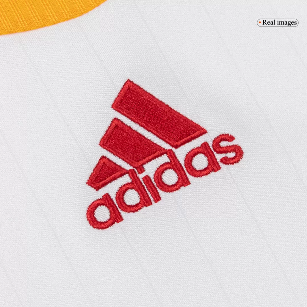 Retro Soccer Jersey Spain Away 2006 - Image 7