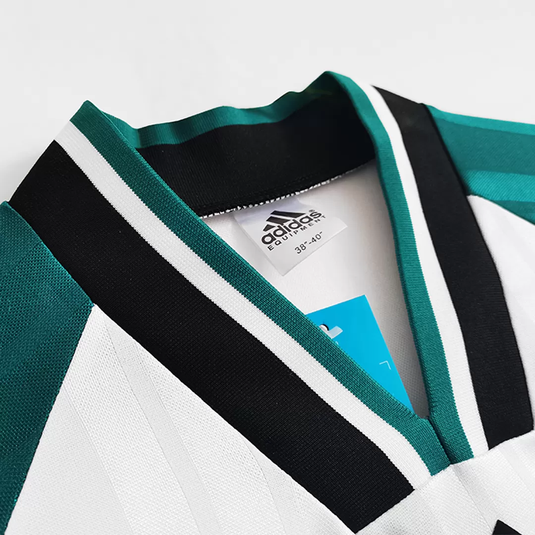 Vintage Soccer Jersey Liverpool Away 1993/95 - Image 4