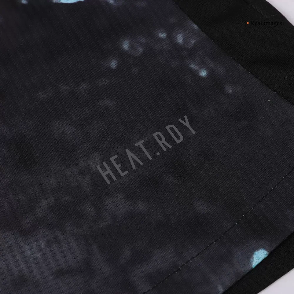 MÜLLER #25 Bayern Munich Away Authentic Soccer Jersey - Image 6