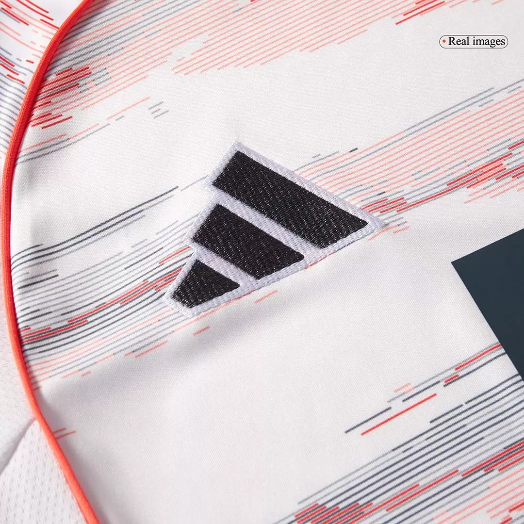 Bayern Munich Away Jerseys Full Kit 2025/26 - Image 8