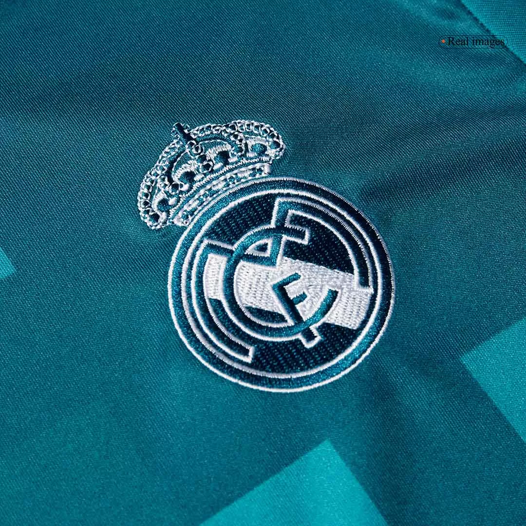 Vintage Soccer Jersey Real Madrid Third Away 2017/18 - Image 7