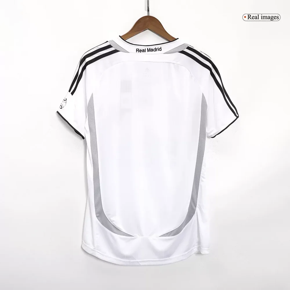 Vintage Soccer Jersey Real Madrid Home 2006/07 - Image 2