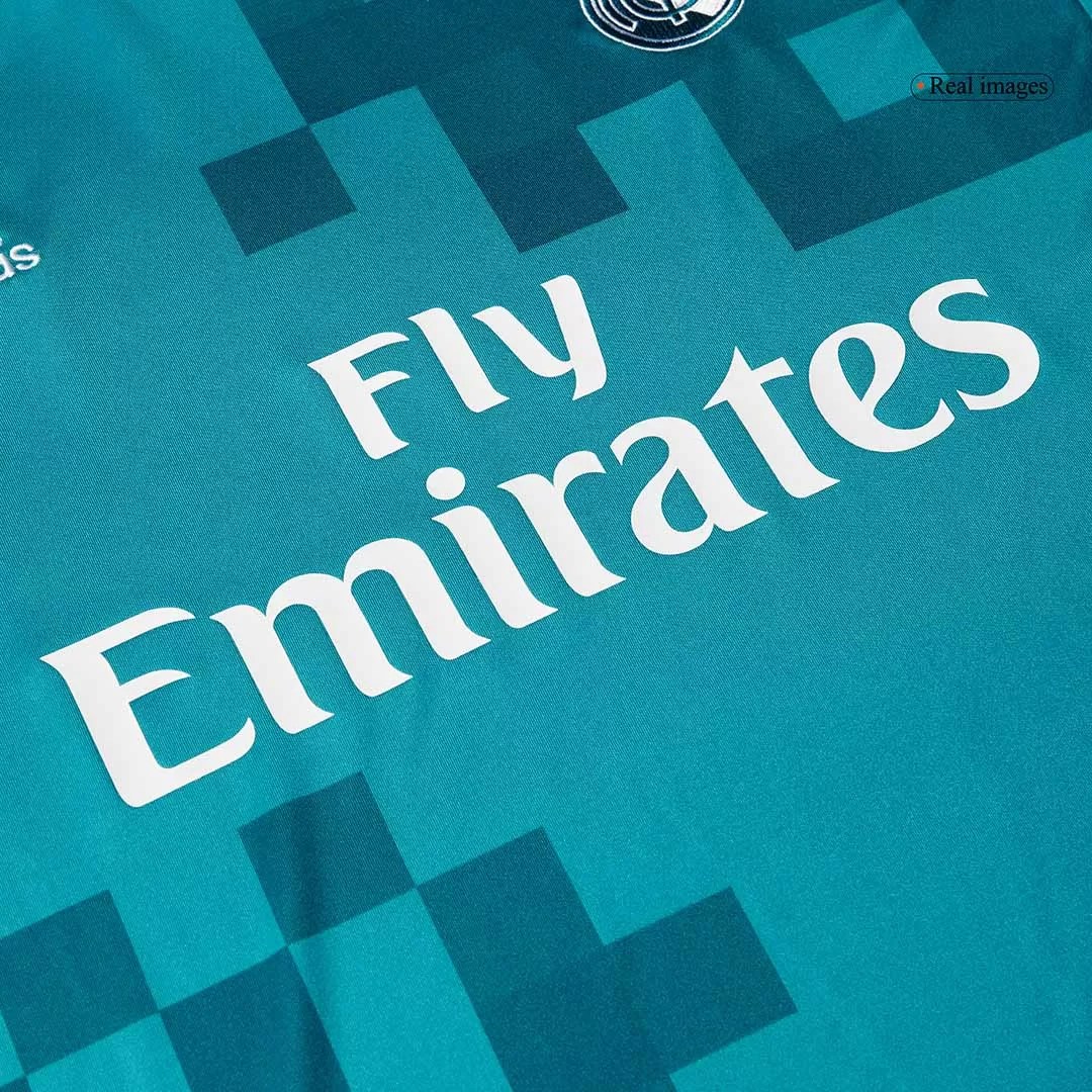 Vintage Soccer Jersey Real Madrid Third Away 2017/18 - Image 9