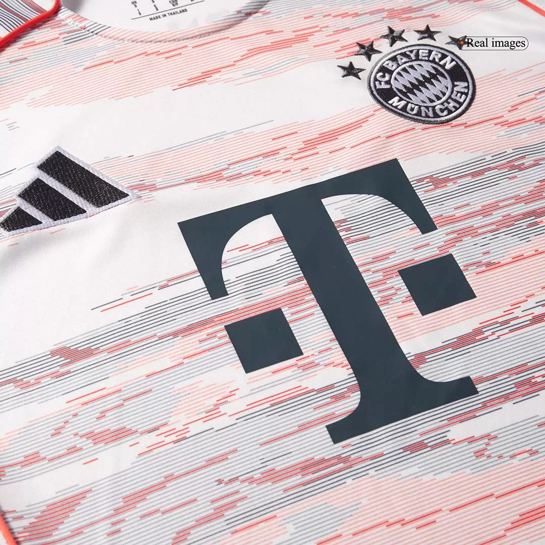 Bayern Munich Away Jerseys Full Kit 2025/26 - Image 9
