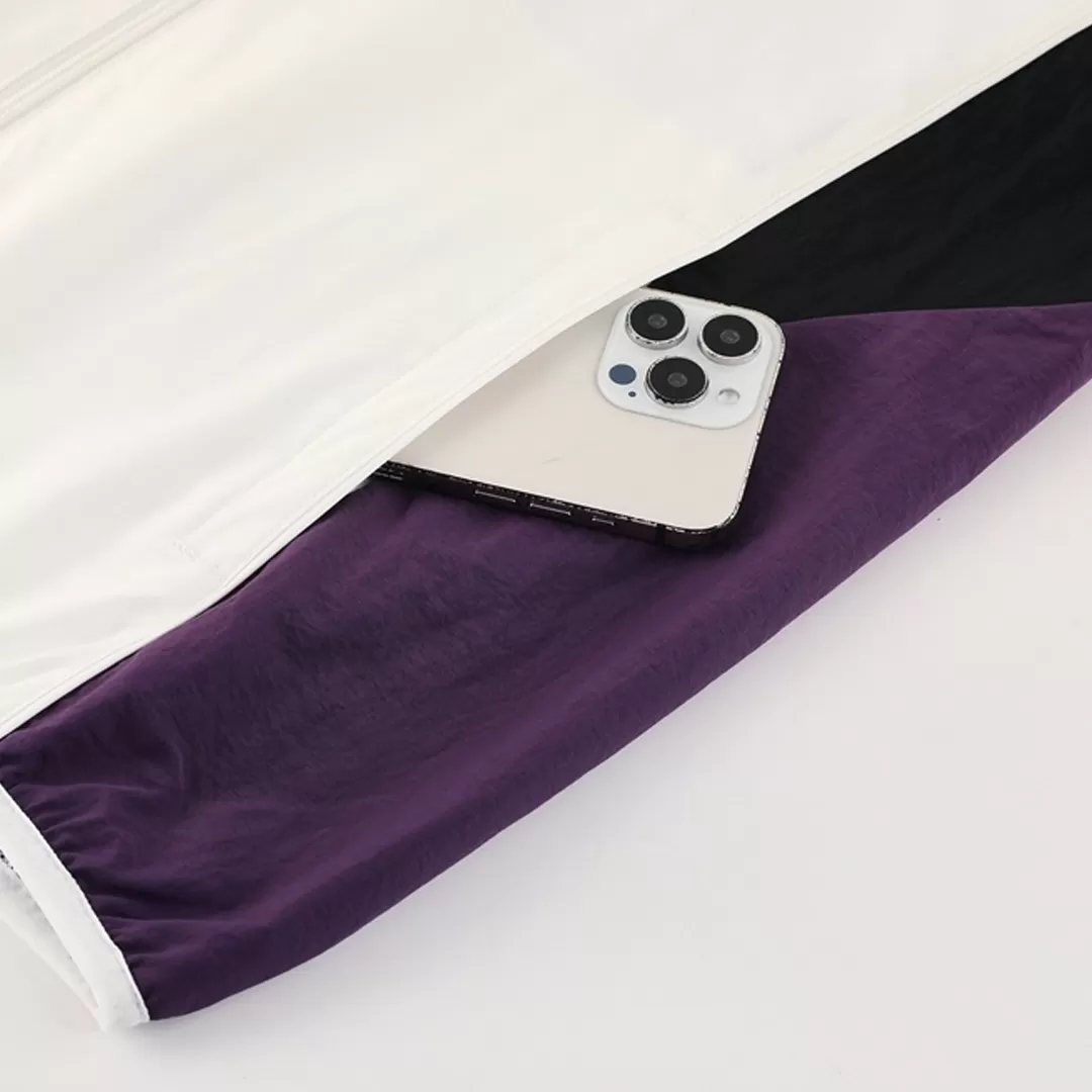 Manchester United Windbreaker Jacket 2025/26 - White - Image 7