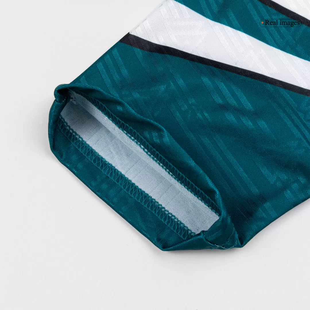 Retro Soccer Jersey Germany Away 1996/97 - Image 8