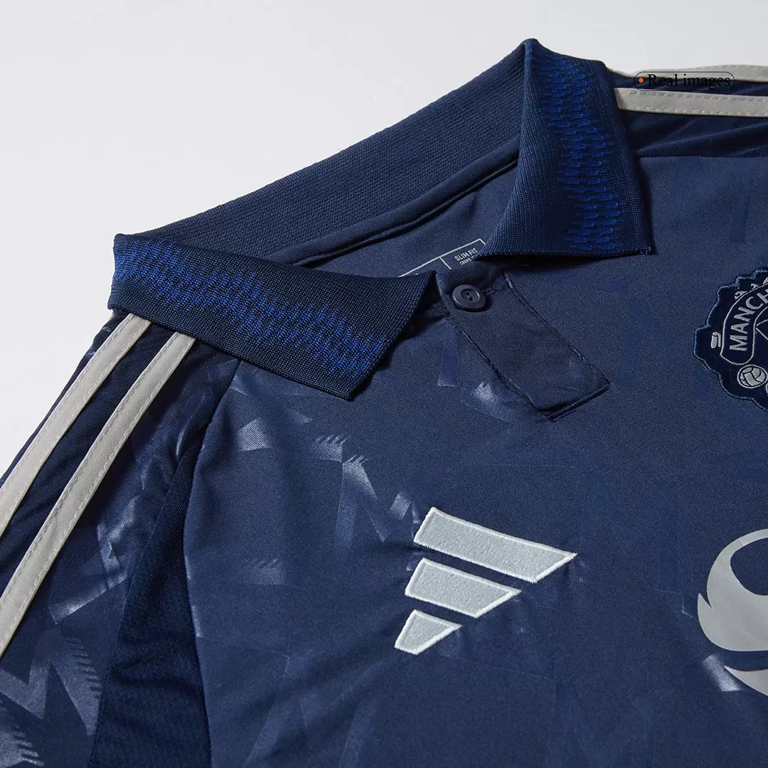 Manchester United Away Long Sleeve Jersey - Image 8